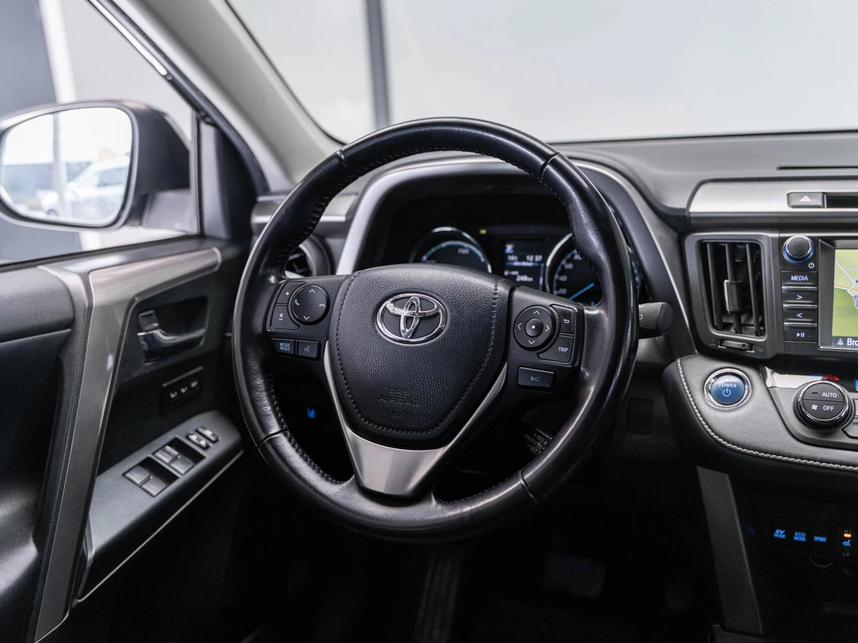 Hoofdafbeelding Toyota RAV4