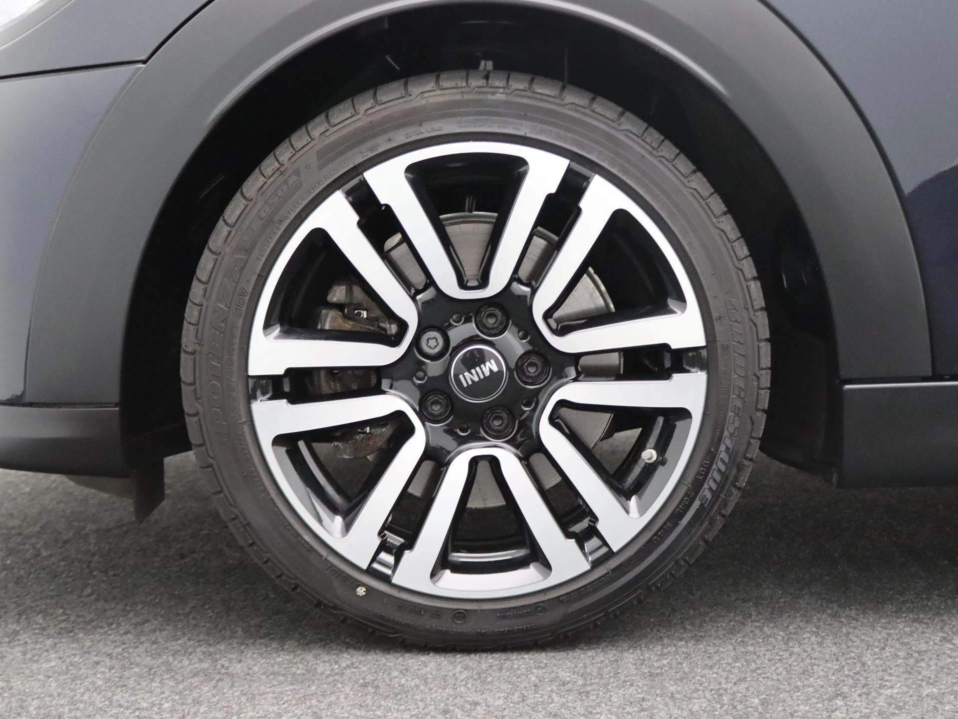 Hoofdafbeelding MINI 5-deurs