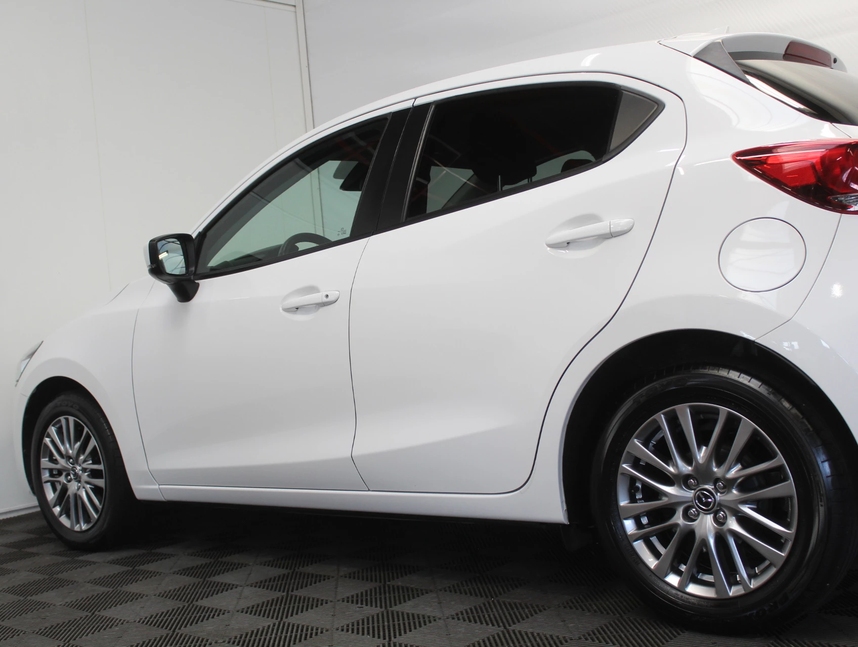 Hoofdafbeelding Mazda 2