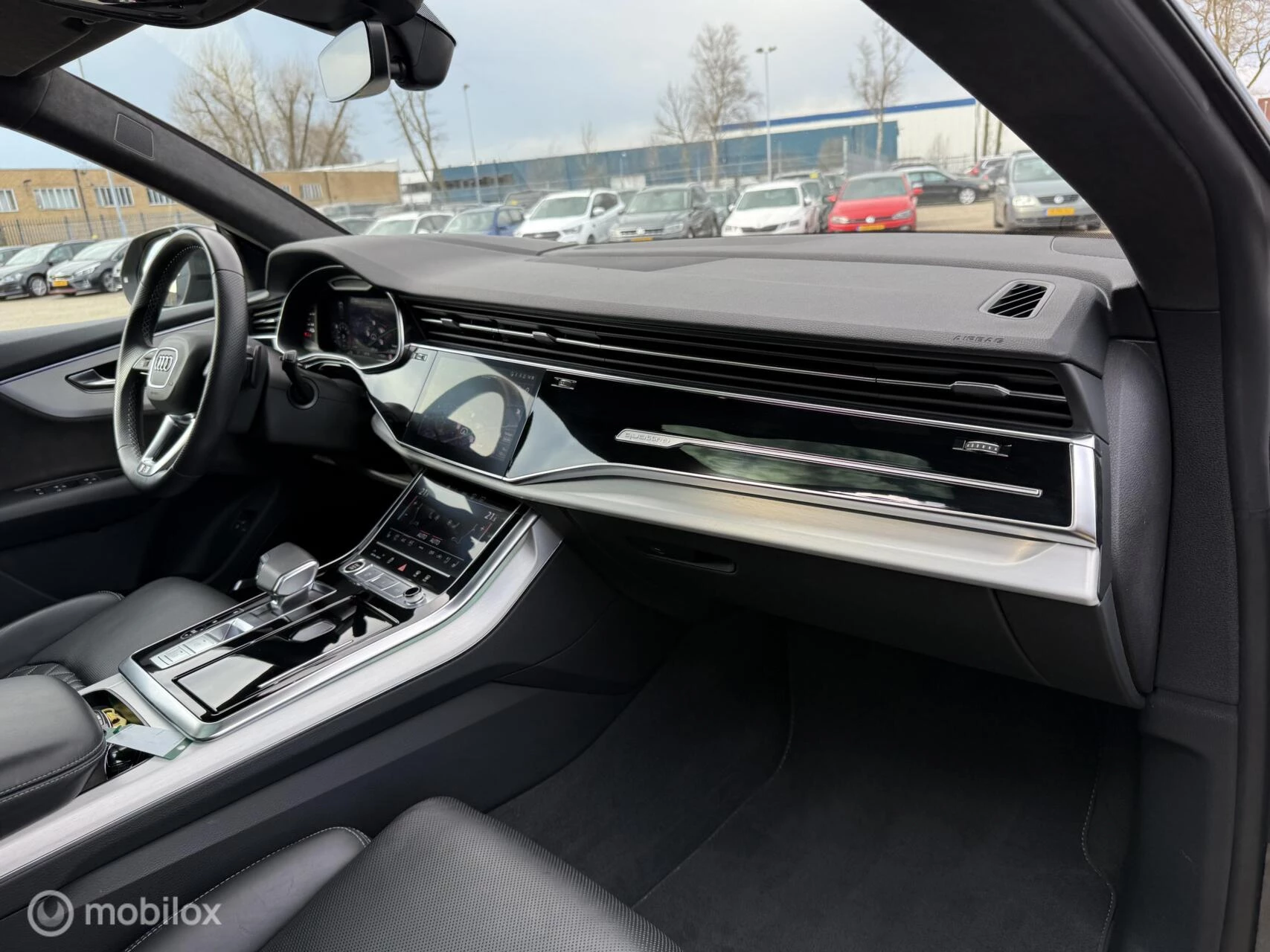 Hoofdafbeelding Audi Q8