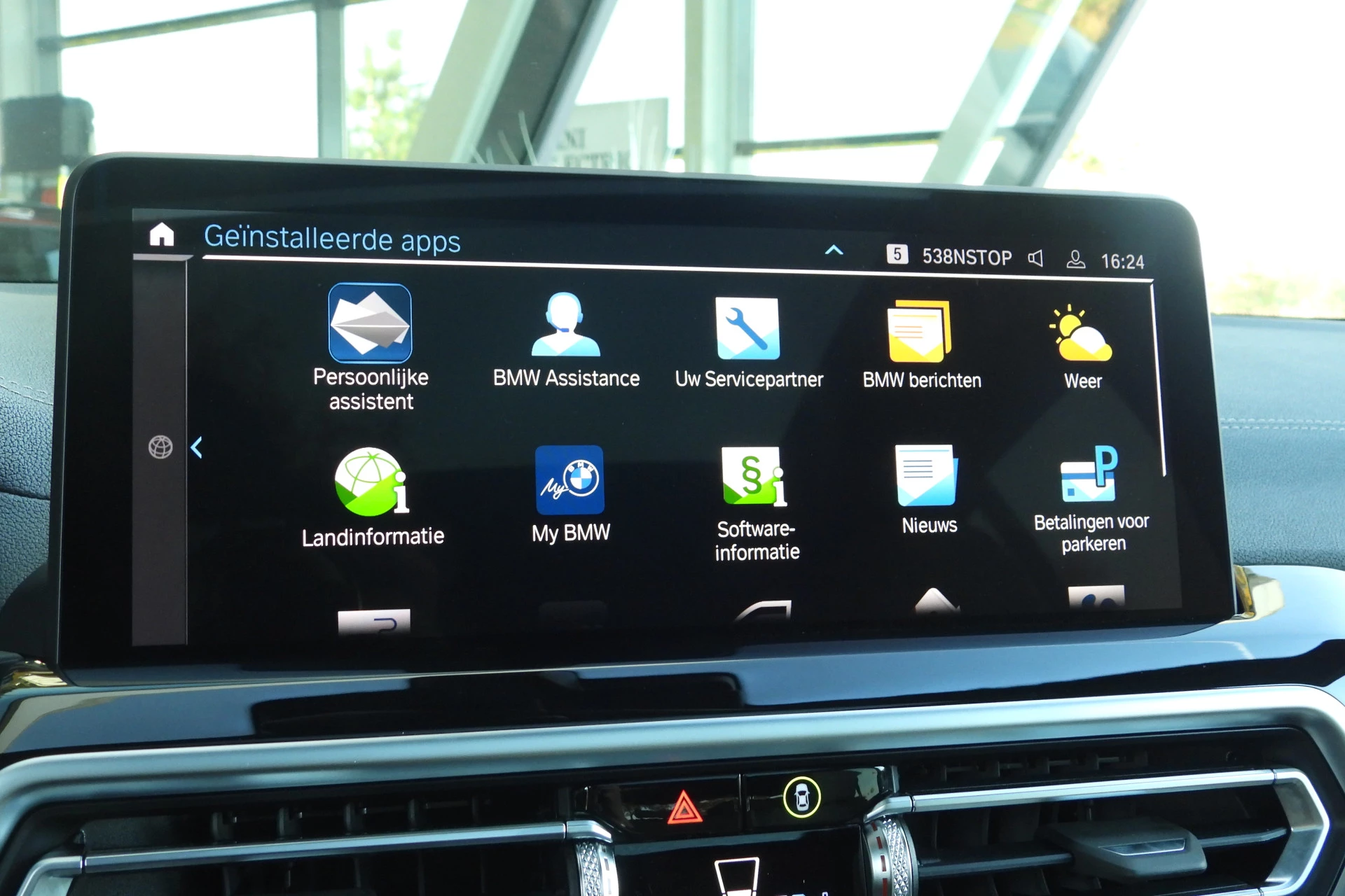 Hoofdafbeelding BMW iX3