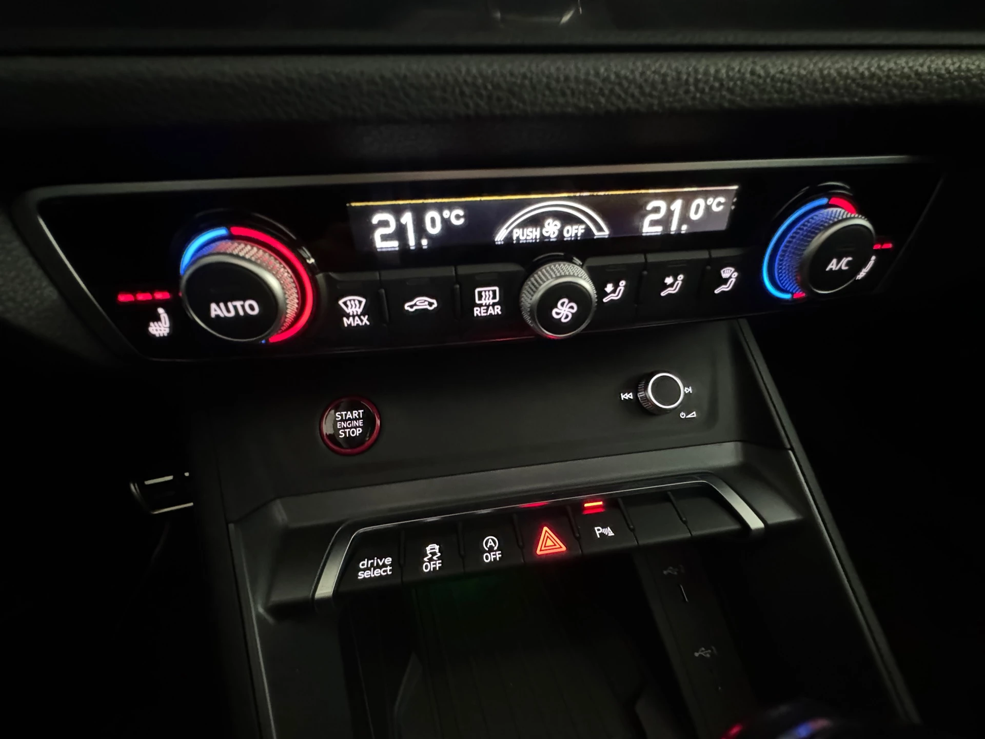 Hoofdafbeelding Audi RSQ3