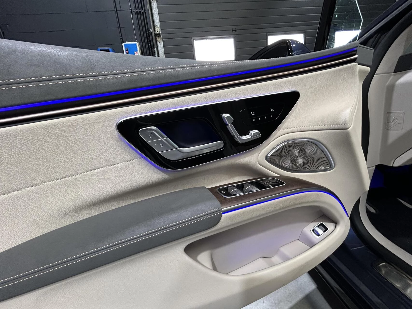 Hoofdafbeelding Mercedes-Benz EQS