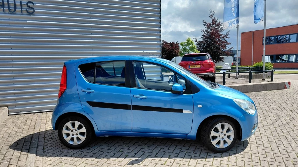 Hoofdafbeelding Opel Agila