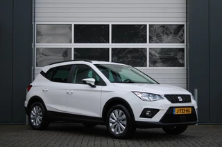 Seat Arona 1.0 TSI Style Business Intense 116pk ACC/Keyless/Stoelverwarming/Camera/PDC/Carplay/Navi/Bluetooth/LED/16"LM/Trekhaak