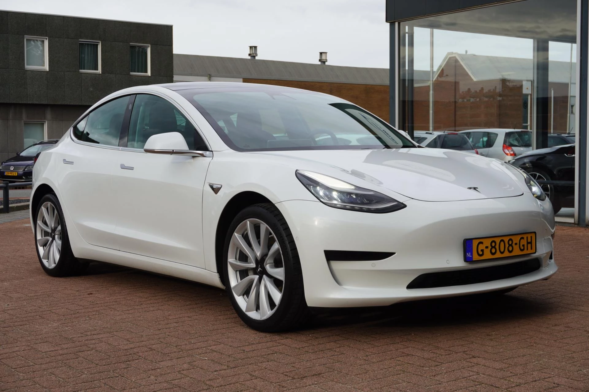 Hoofdafbeelding Tesla Model 3