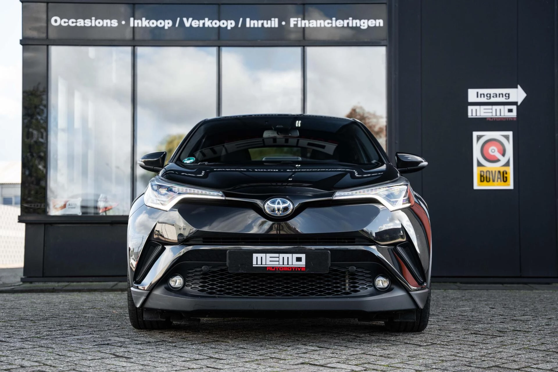 Hoofdafbeelding Toyota C-HR