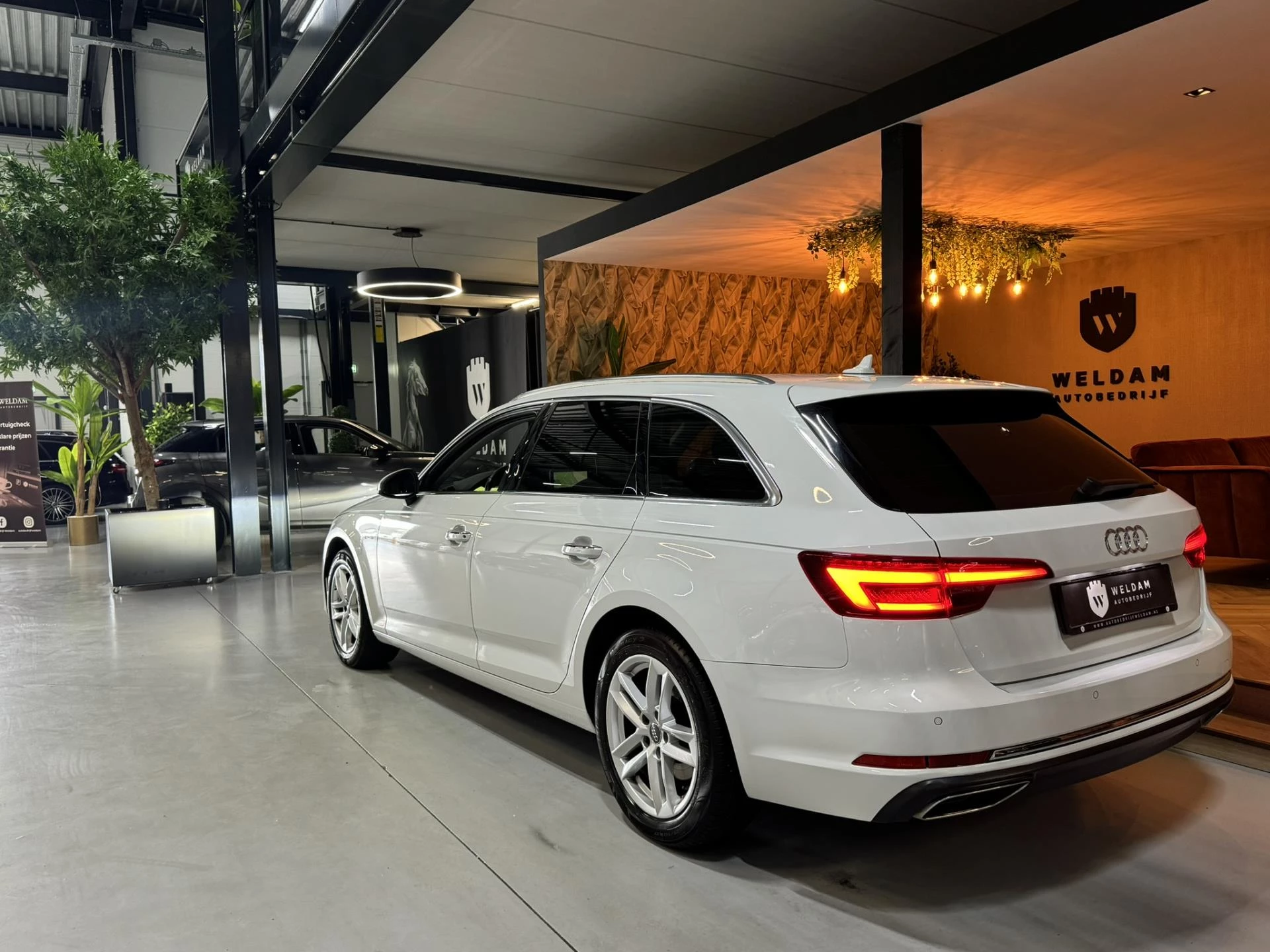 Hoofdafbeelding Audi A4
