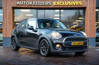 Hoofdafbeelding MINI One Mini Mini 1.5 One Airco Cruise Control Navigatie 16" LMV AUTOMAAT!