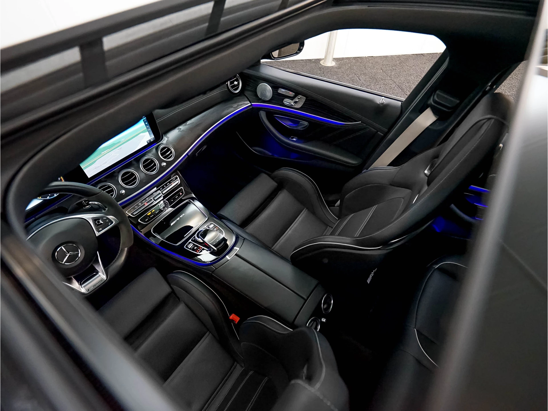 Hoofdafbeelding Mercedes-Benz E-Klasse