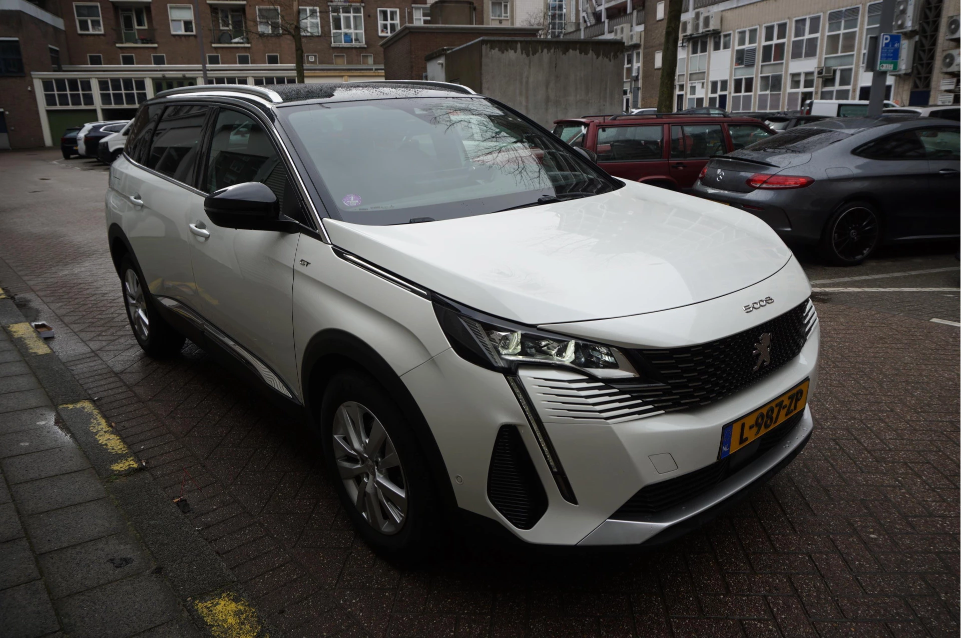 Hoofdafbeelding Peugeot 5008