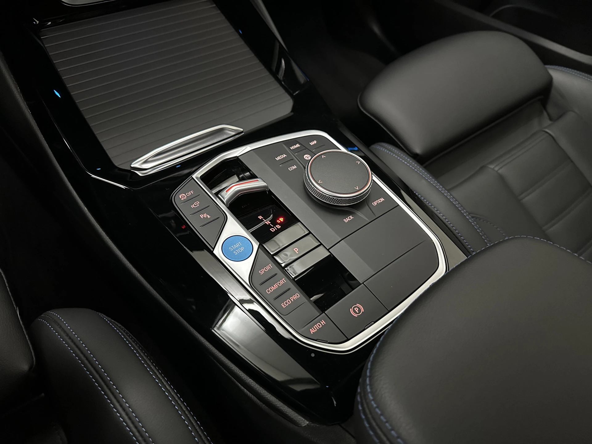 Hoofdafbeelding BMW iX3