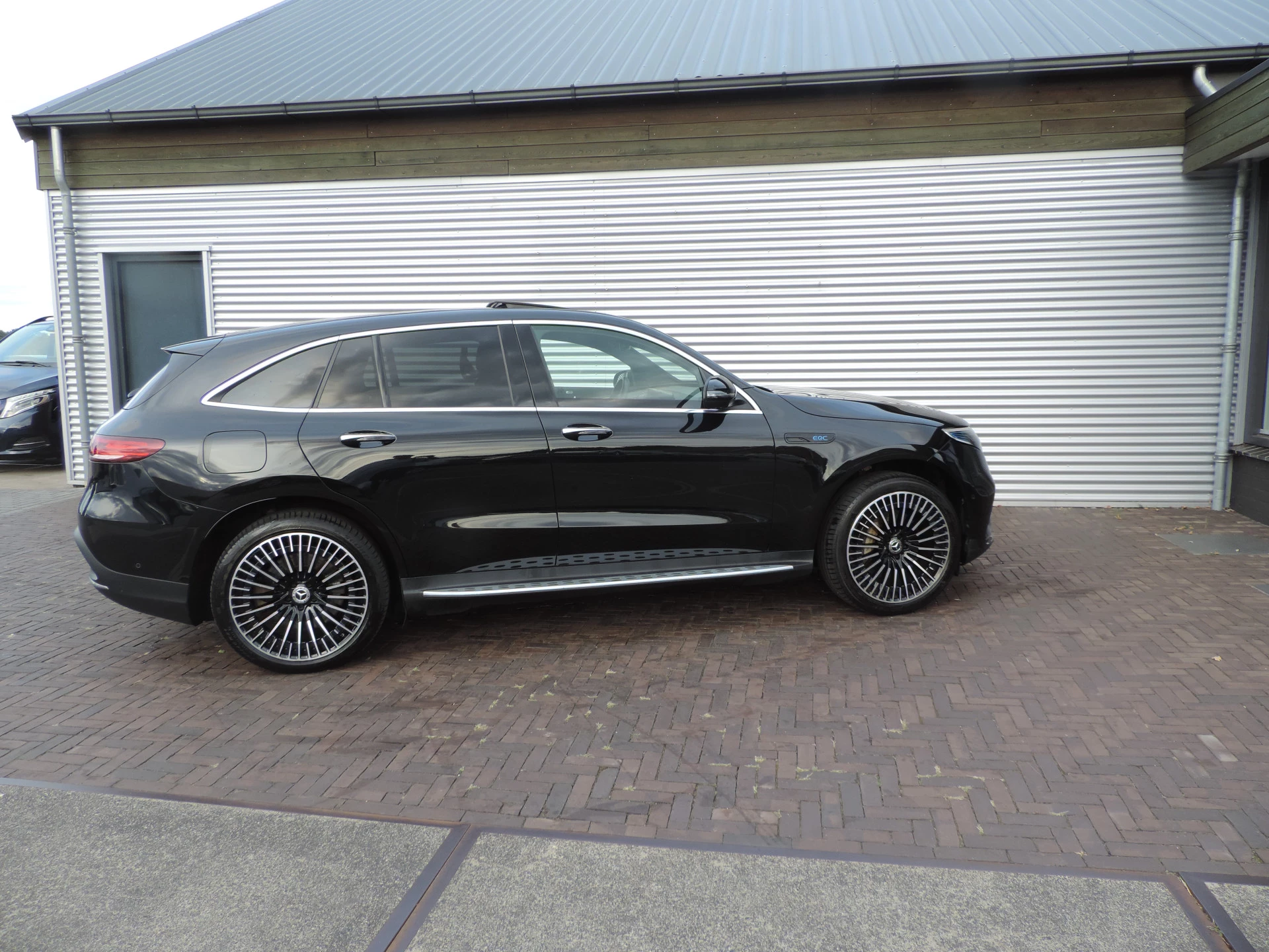Hoofdafbeelding Mercedes-Benz EQC