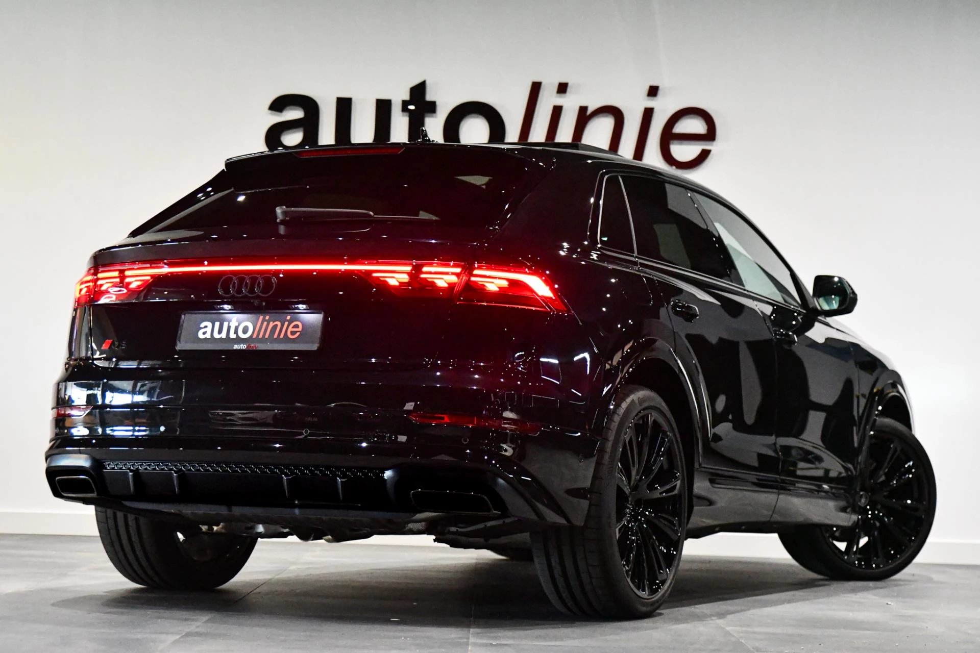 Hoofdafbeelding Audi Q8