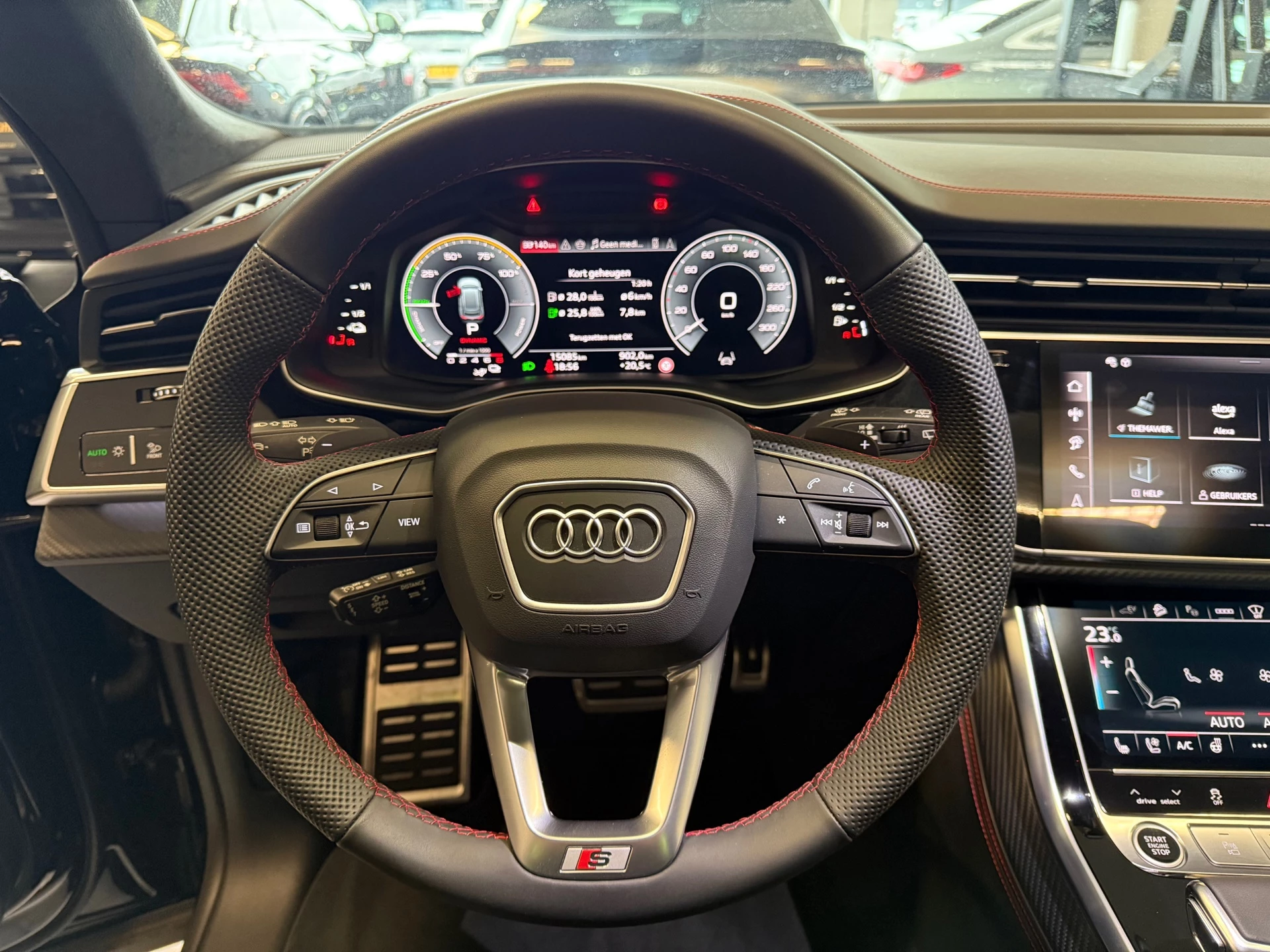 Hoofdafbeelding Audi Q8