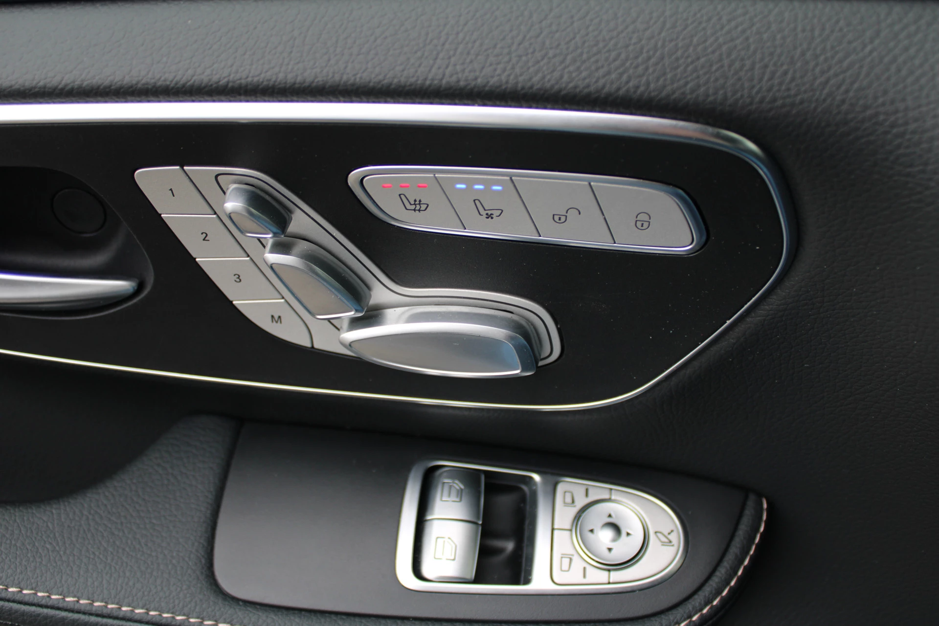 Hoofdafbeelding Mercedes-Benz EQV