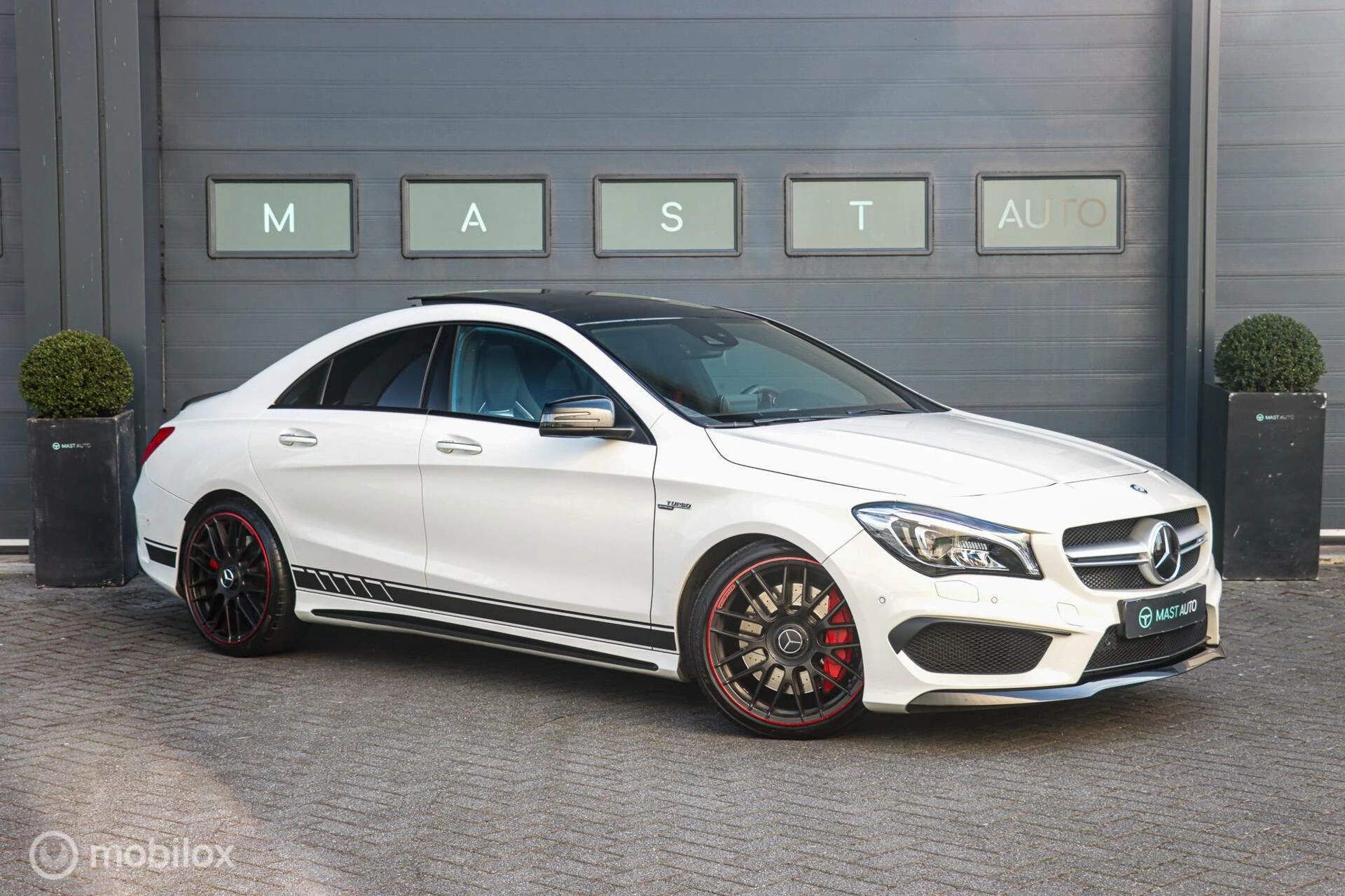 Hoofdafbeelding Mercedes-Benz CLA