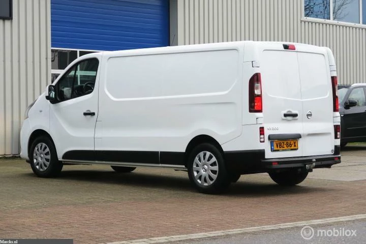 Hoofdafbeelding Nissan NV300