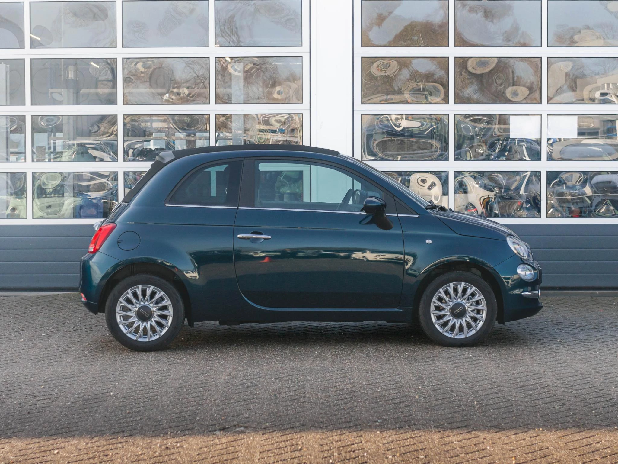 Hoofdafbeelding Fiat 500C