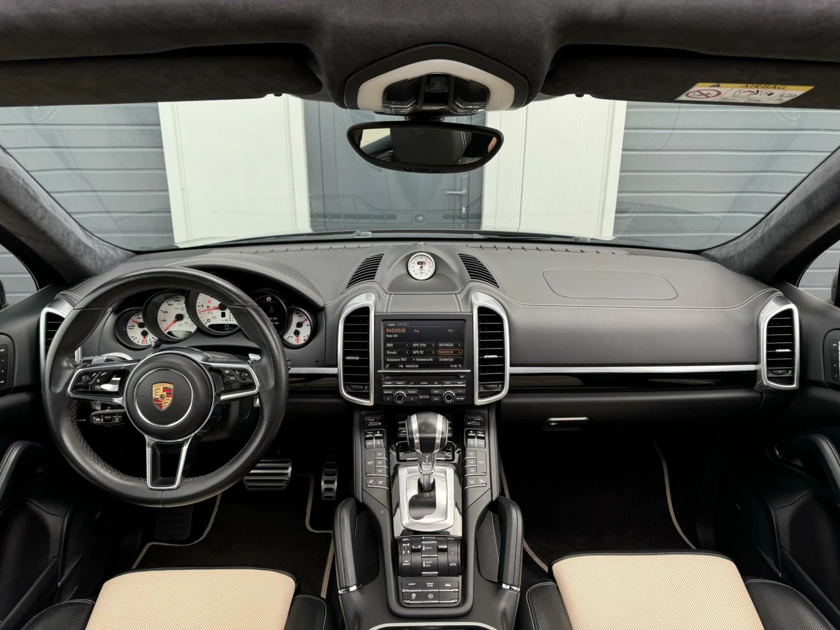 Hoofdafbeelding Porsche Cayenne