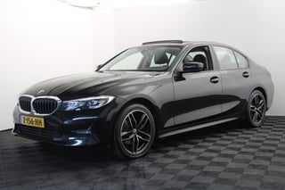 Hoofdafbeelding BMW 3 Serie BMW 3 Serie 318i Business Edition | Pano | Navi | Camera |