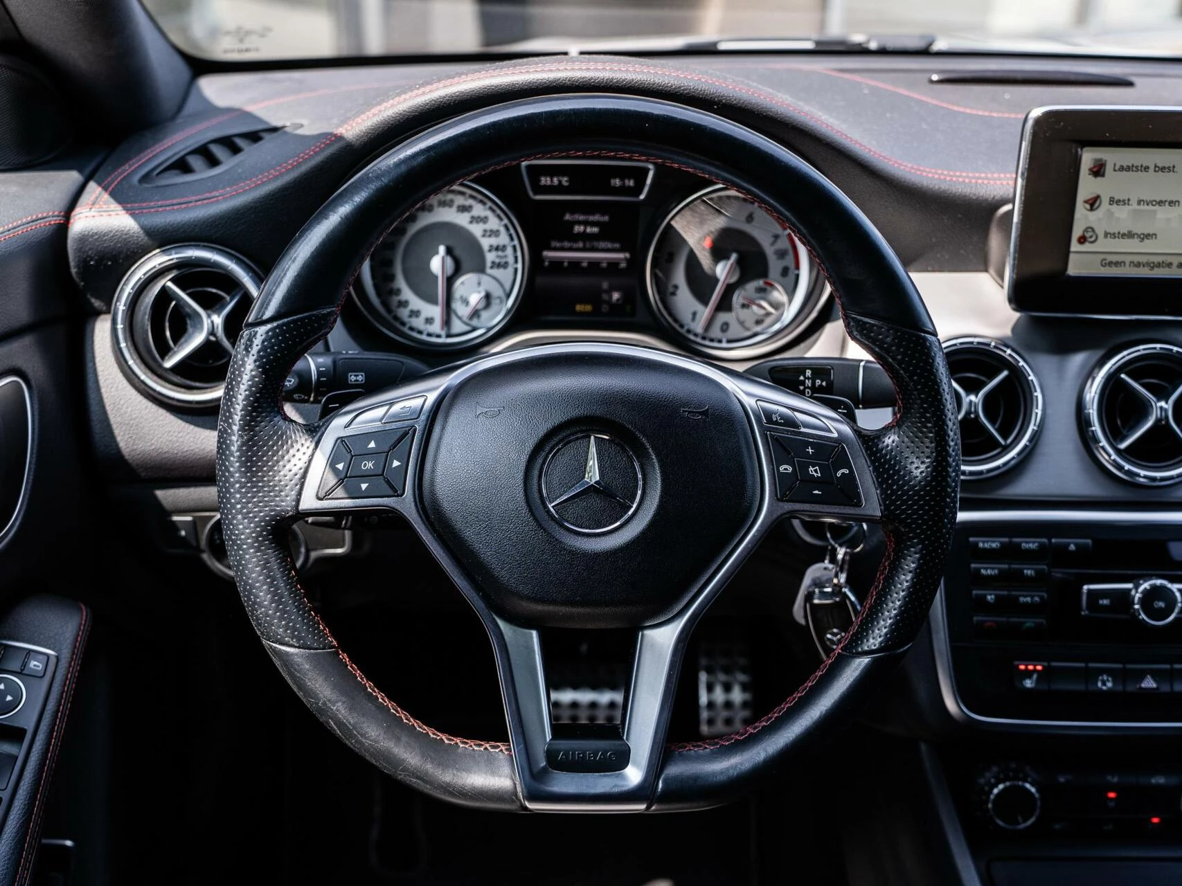 Hoofdafbeelding Mercedes-Benz CLA