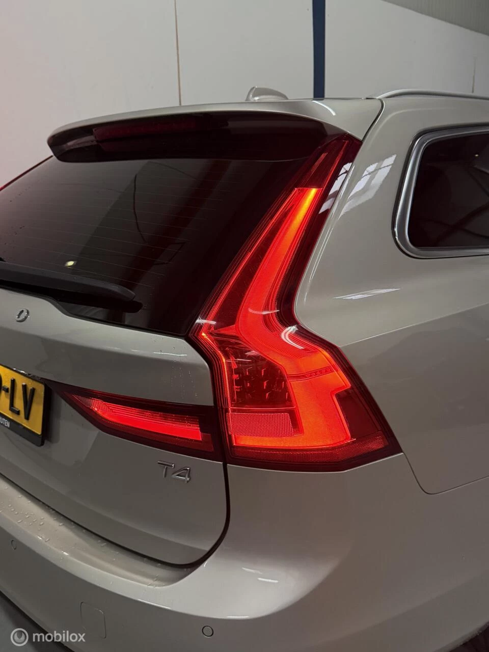 Hoofdafbeelding Volvo V90
