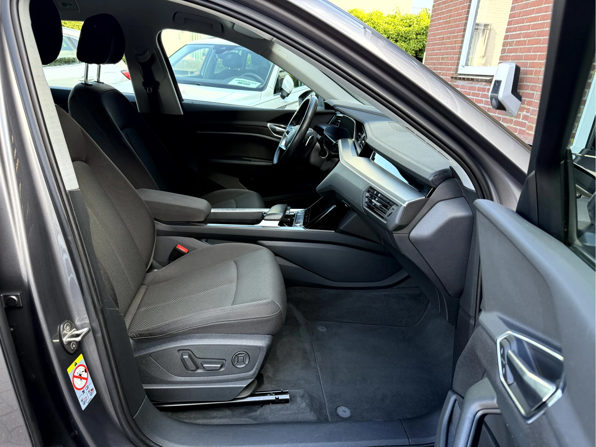 Hoofdafbeelding Audi e-tron