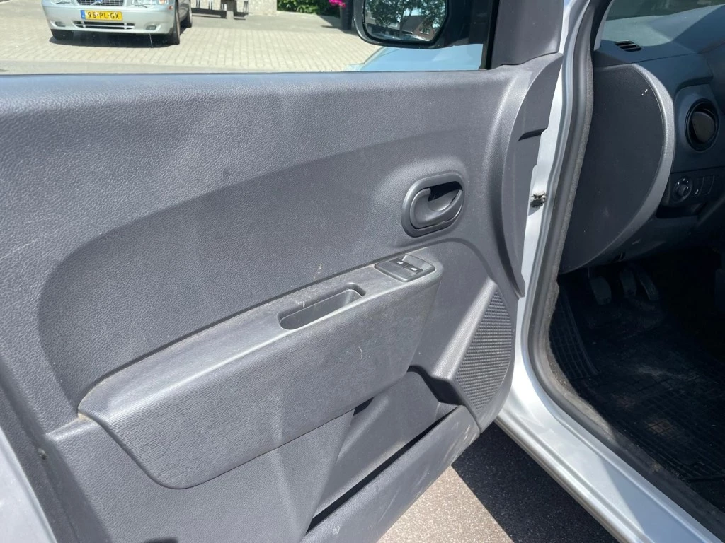 Hoofdafbeelding Dacia Dokker