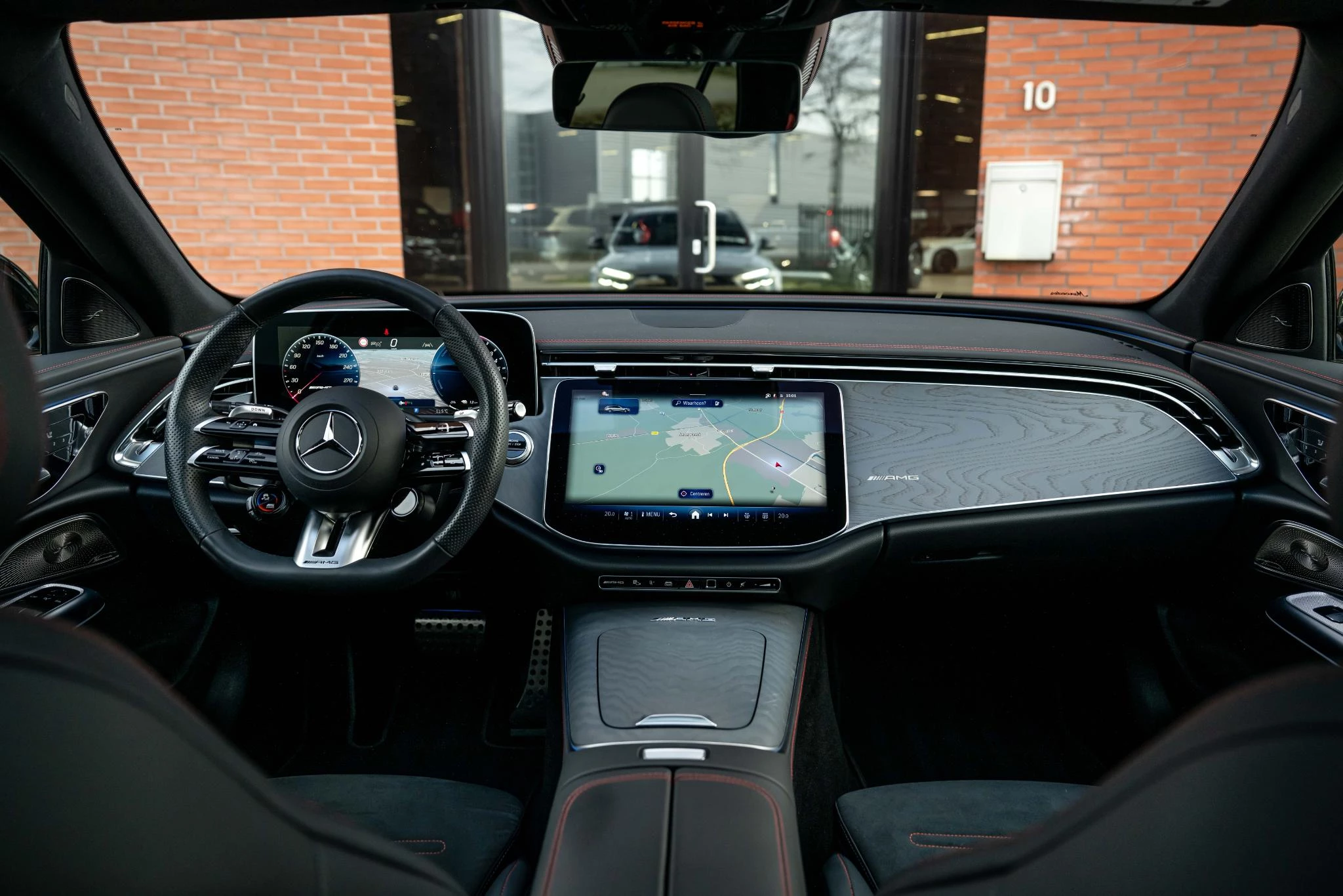 Hoofdafbeelding Mercedes-Benz E-Klasse