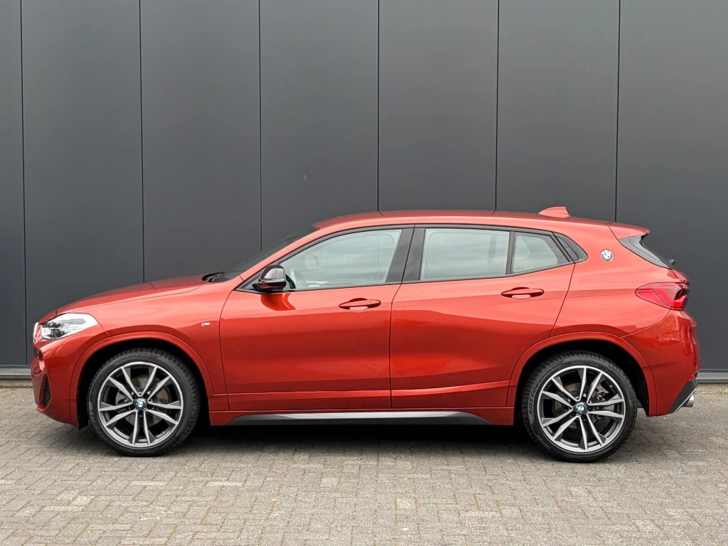 Hoofdafbeelding BMW X2