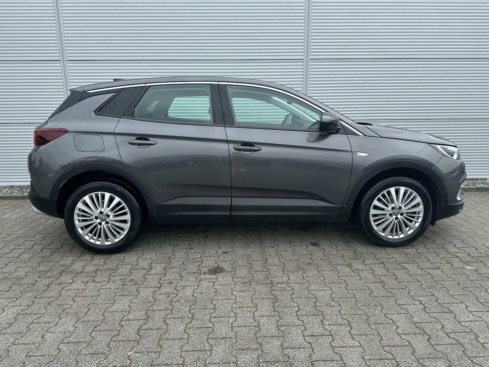 Hoofdafbeelding Opel Grandland X