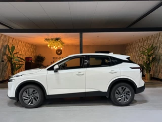 Nissan Qashqai 1.3 MHEV Business Design 158PK Garantie Trekhaak Carplay Camera ACC Keyless Led Lane Clima Navi Rijklaar