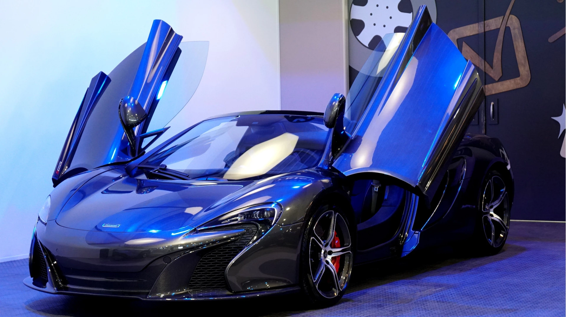 Hoofdafbeelding McLaren 650S