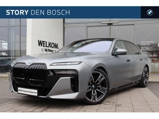 BMW i7 xDrive60 High Executive M Sport / Panoramadak Sky Lounge / Bowers & Wilkins / Massagefunctie voor + achter / Parking Assistant Professional / Trekhaak / Active Steering