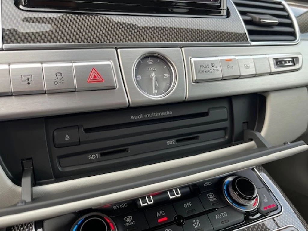 Hoofdafbeelding Audi S8