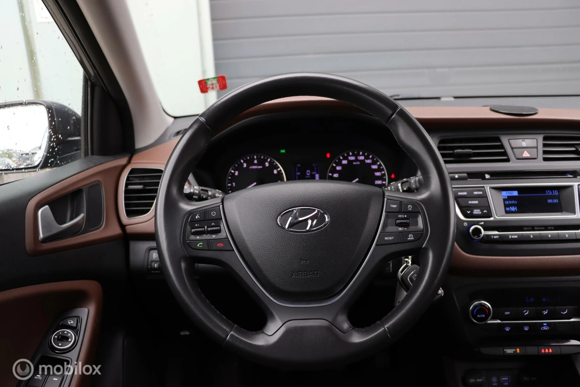 Hoofdafbeelding Hyundai i20