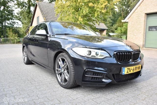 BMW 2-serie Coupé M235i xDrive High Executive