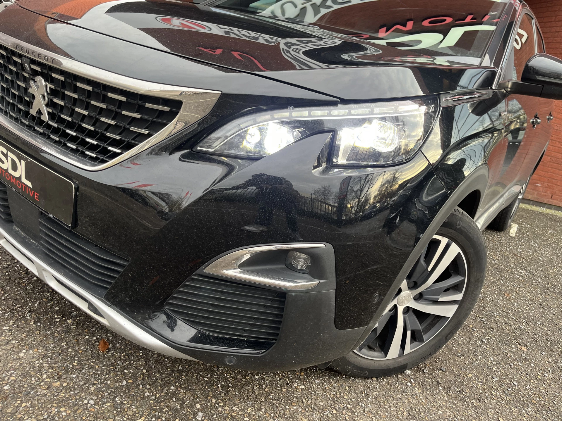 Hoofdafbeelding Peugeot 5008