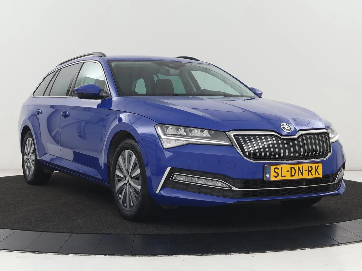 Hoofdafbeelding Škoda Superb