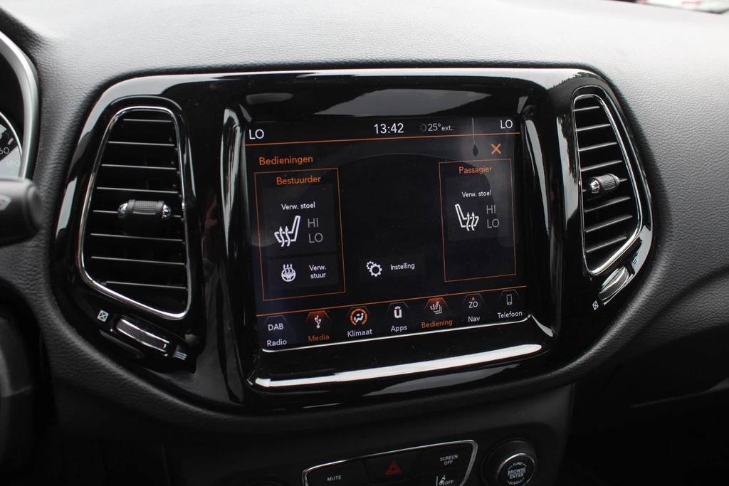 Hoofdafbeelding Jeep Compass