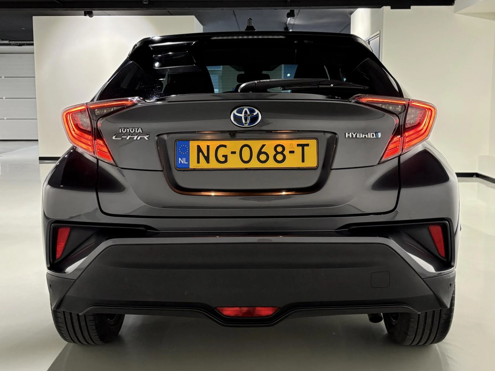 Hoofdafbeelding Toyota C-HR