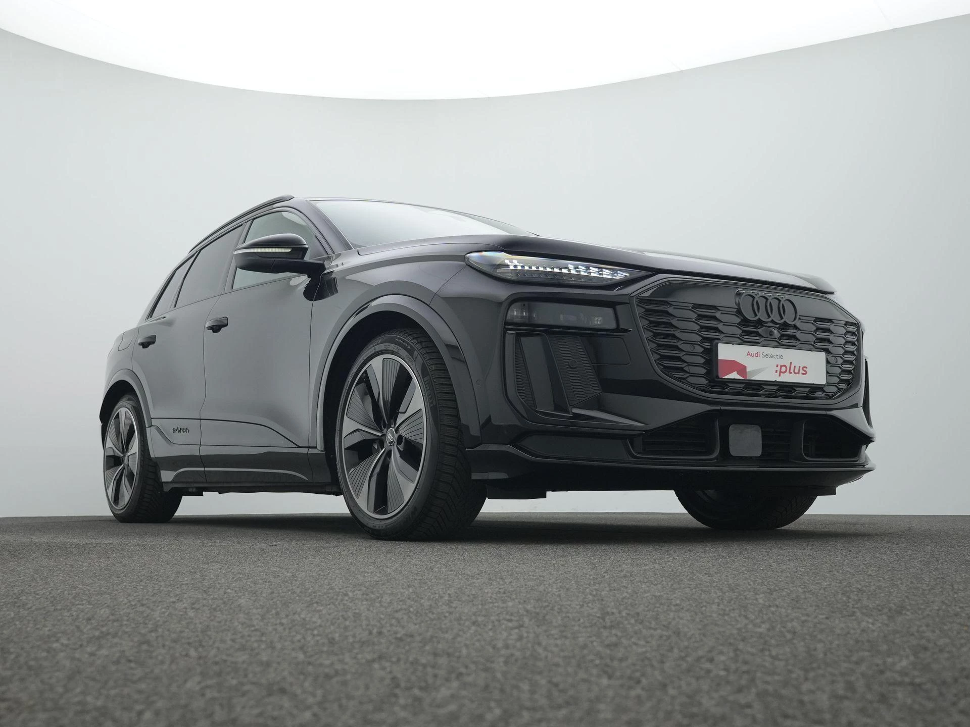 Hoofdafbeelding Audi SQ6 e-tron