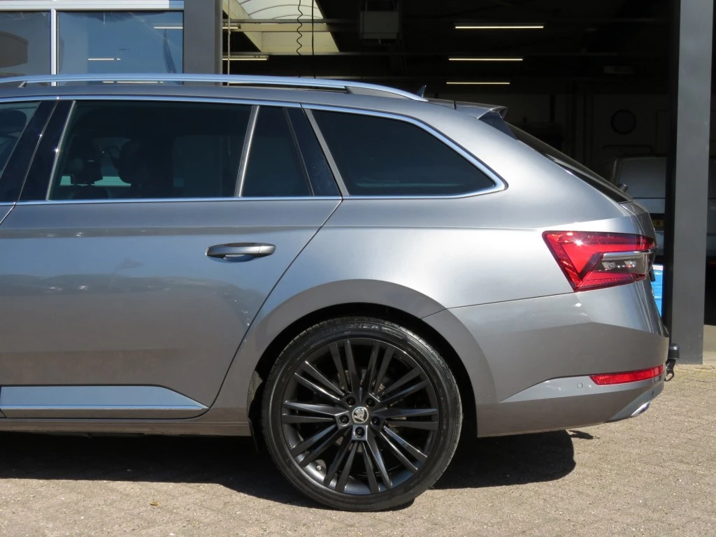 Hoofdafbeelding Škoda Superb