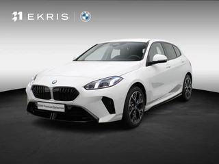 BMW 1 Serie 120 M Sport Design | Premium Pack | Stuurwielrand Verwarmd | Achteruitrijcamera | Driving Assistant | Parking Assistant | Harman Kardon | 18''