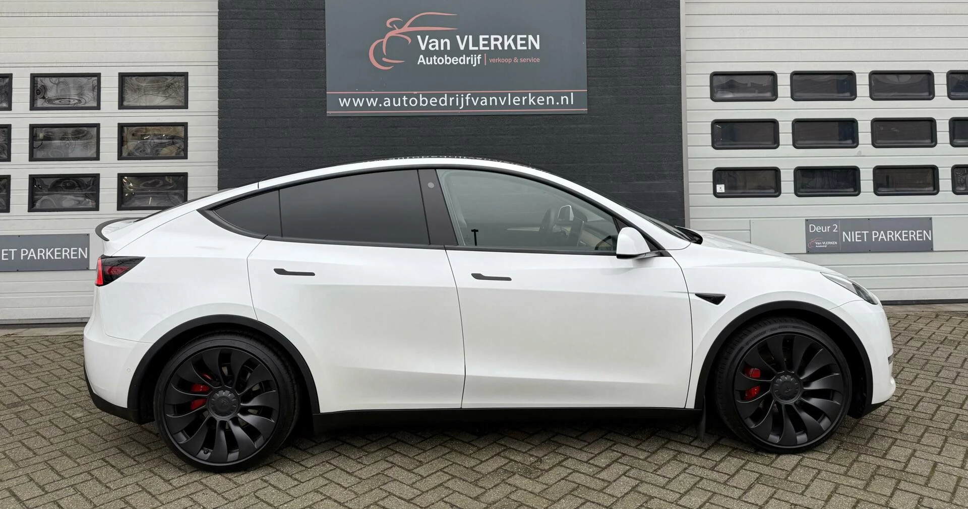 Hoofdafbeelding Tesla Model Y