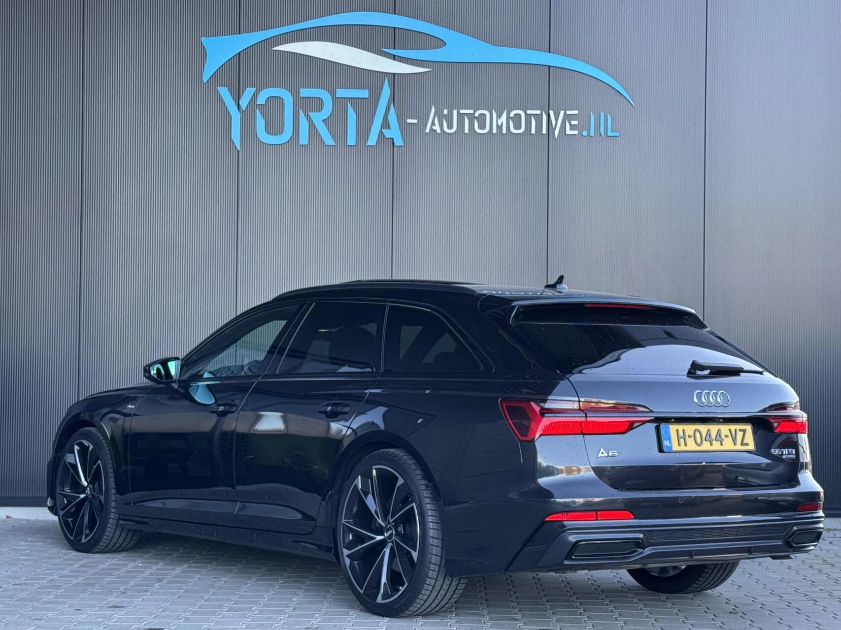 Hoofdafbeelding Audi A6