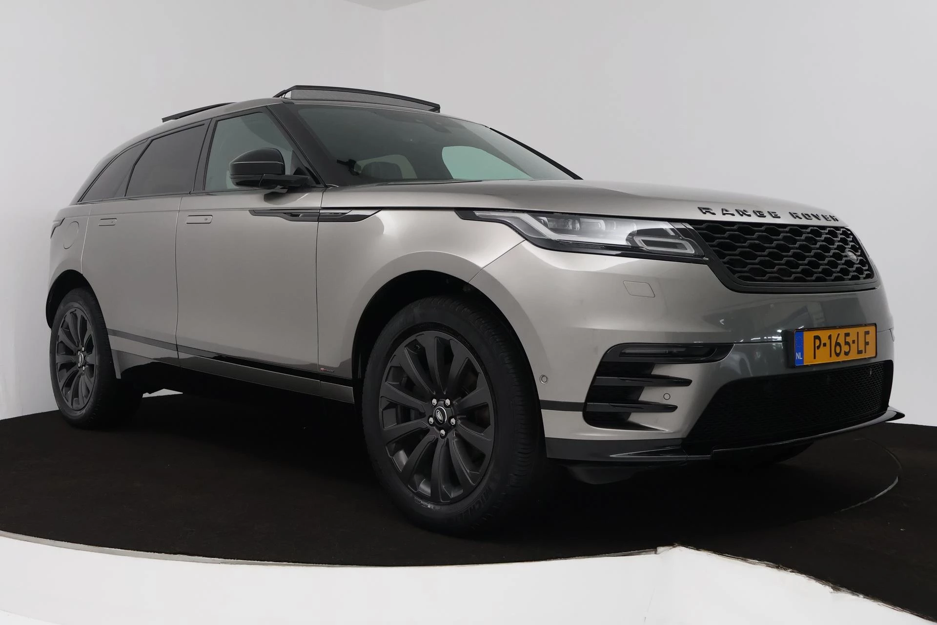 Hoofdafbeelding Land Rover Range Rover Velar