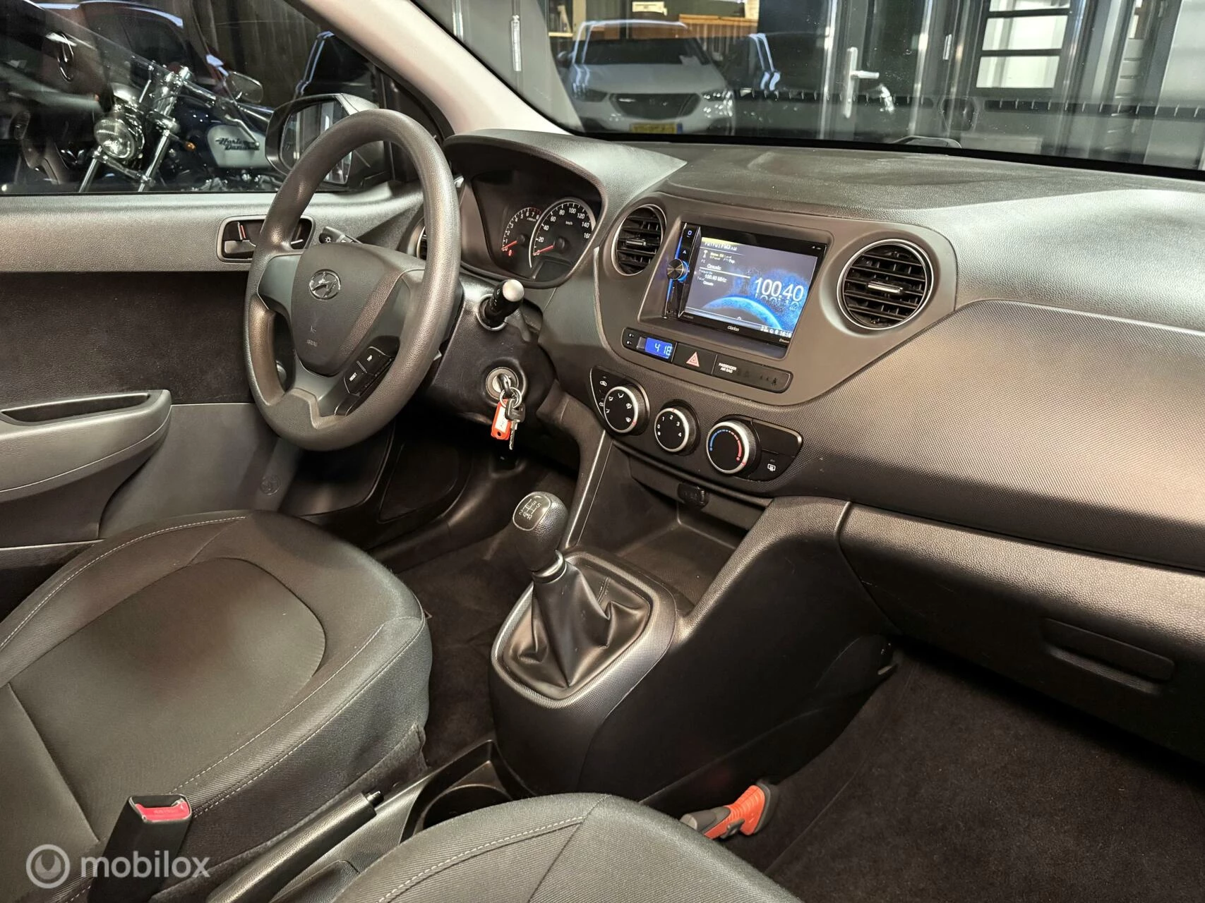 Hoofdafbeelding Hyundai i10