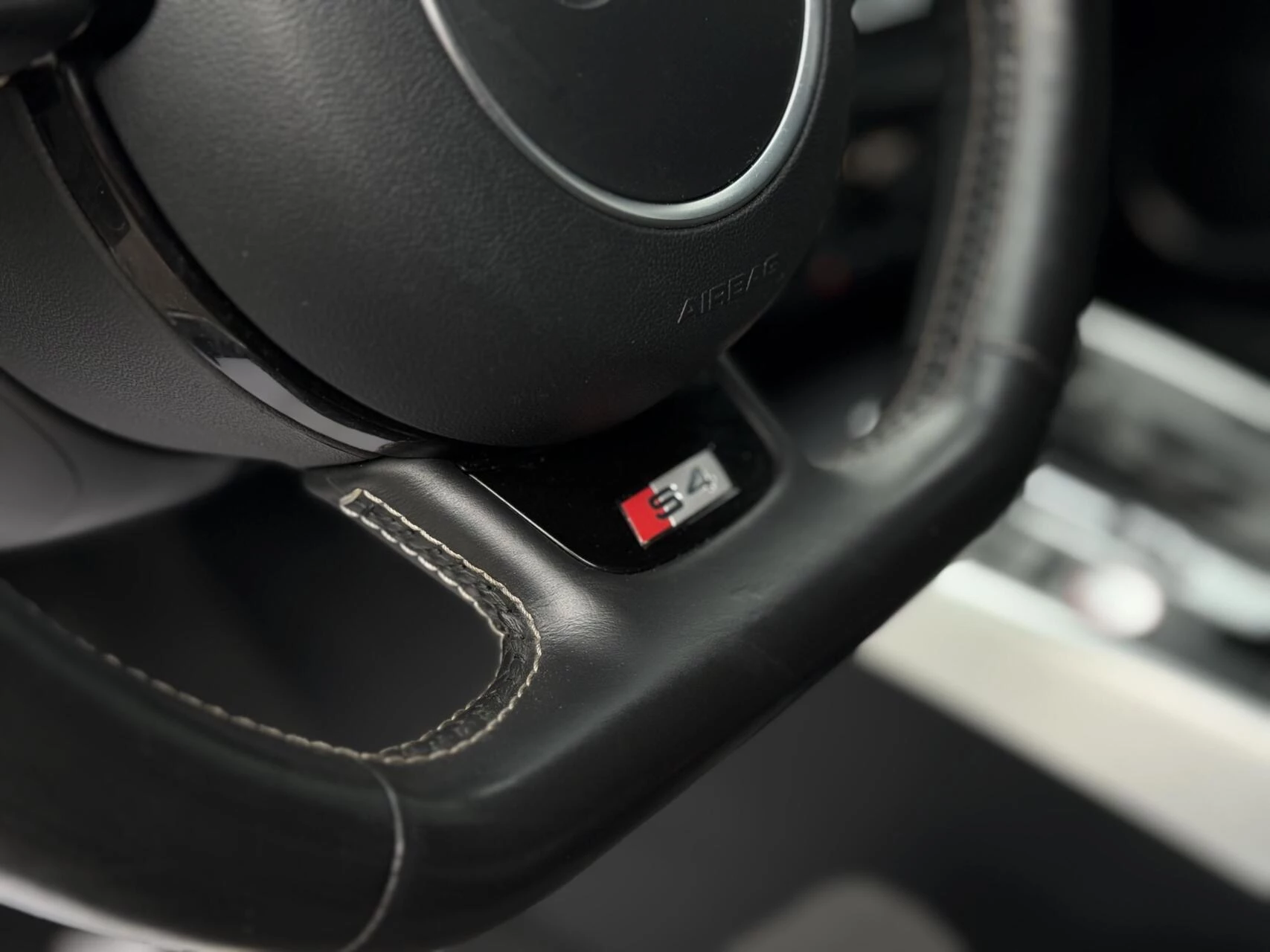 Hoofdafbeelding Audi S4